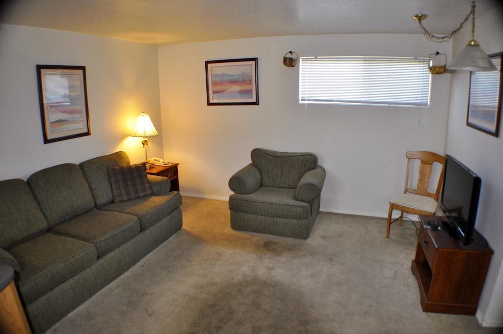 Uptown Inn Port Angeles Bagian luar foto